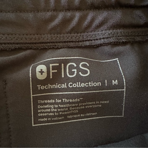 FIGS Zamora Jogger Scrub Pants Black Size M PO 1602 - Picture 8 of 15